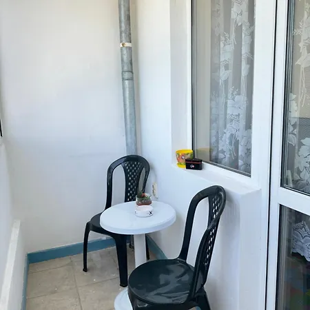 изгрев с 2 отделни спални شقة *