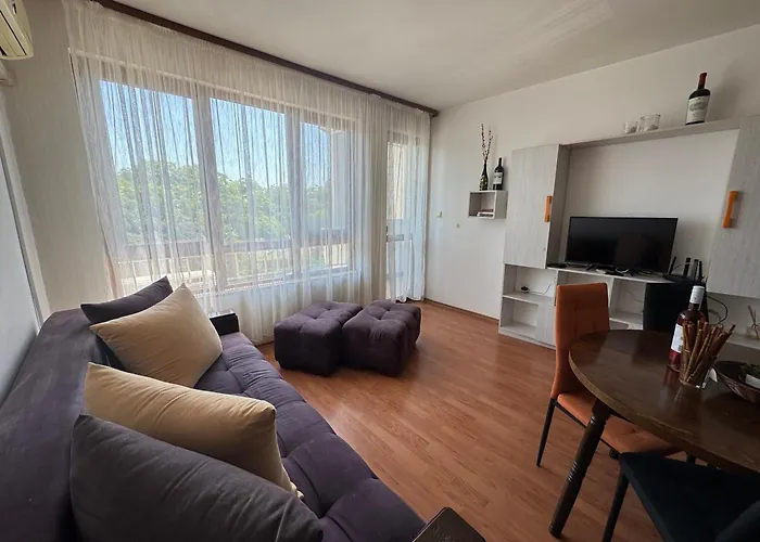 Apartament изгрев с 2 отделни спални Burgas City