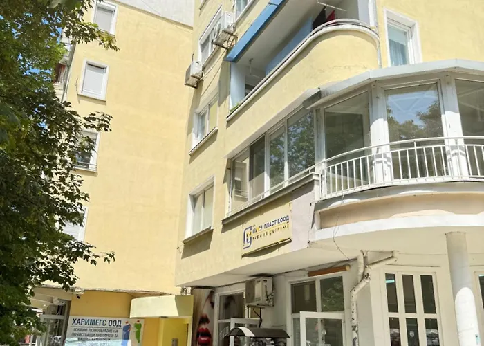 изгрев с 2 отделни спални Apartamento Burgas