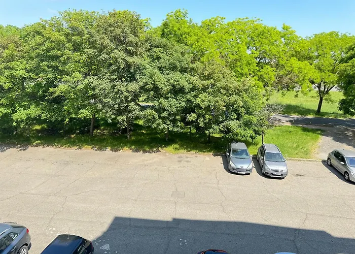 изгрев с 2 отделни спални